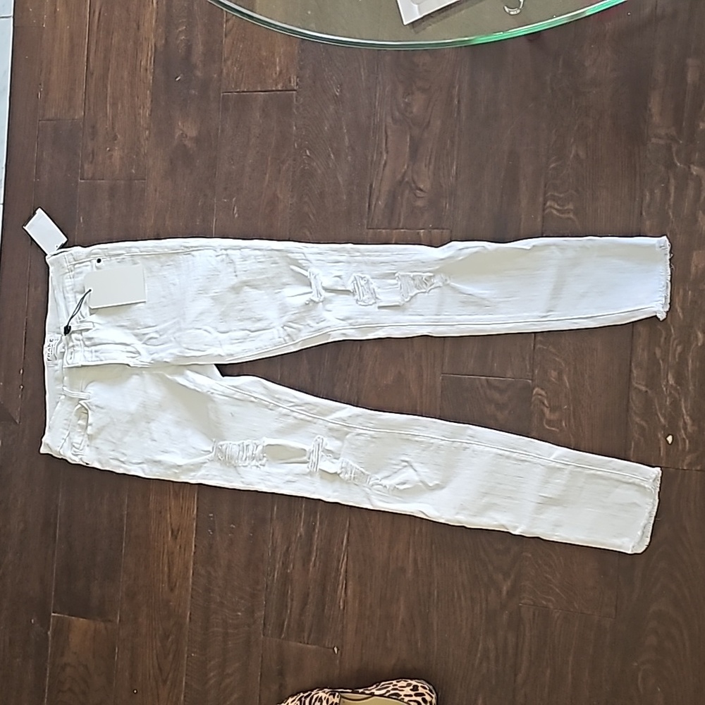 Nwt White Frame distressed jeans